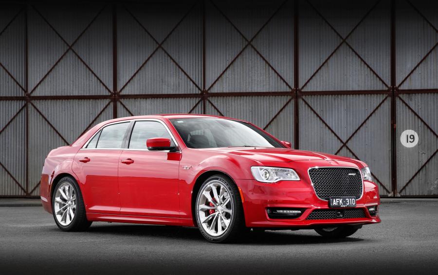  Chrysler 300 SRT (LX2) 2015 года  (AU) (фото 1 из 31)